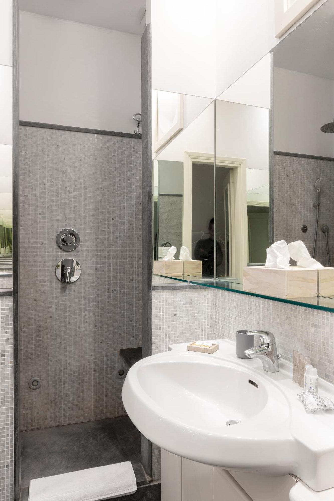 Vittore Rooms & Apartment Milaan Buitenkant foto