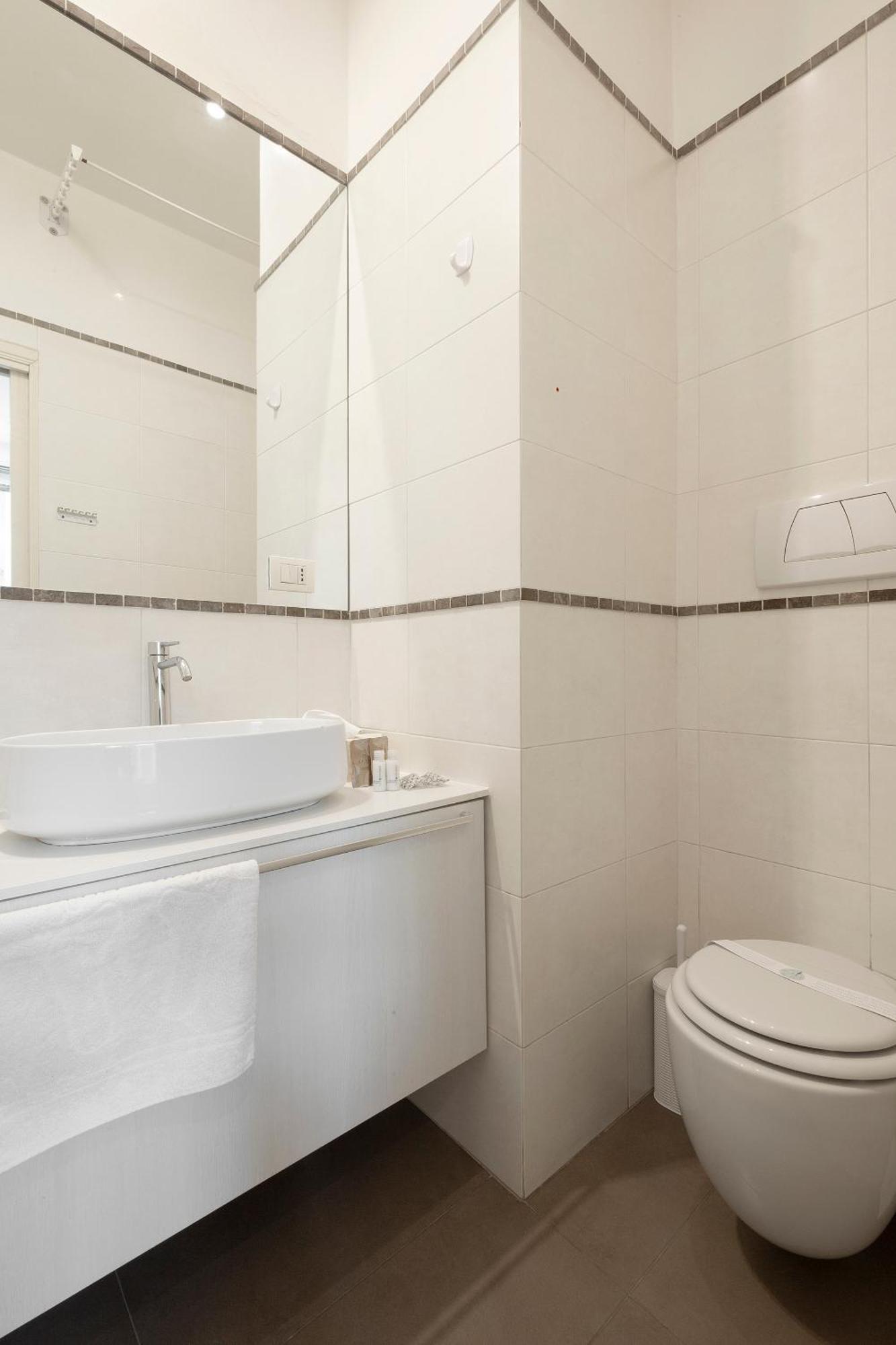 Vittore Rooms & Apartment Milaan Buitenkant foto